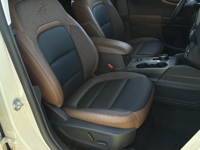Used 2025 Ford Bronco Sport Outer Banks w/ Outer Banks Tech Package+ AWD/4WD image 33