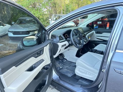 New 2026 Honda Odyssey EX-L image 10