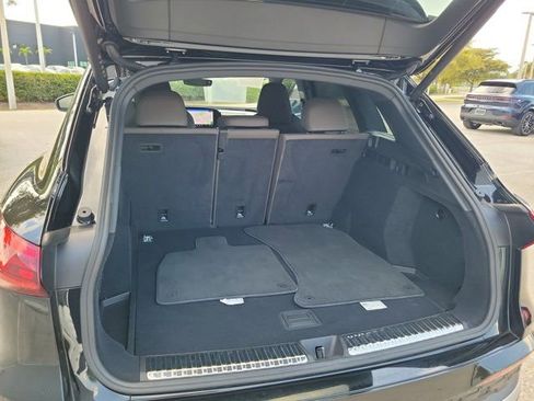 Certified 2025 Audi Q5 Premium Plus w/ Premium Plus AWD/4WD image 8