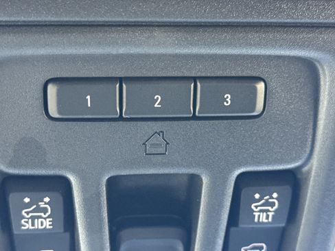 Used 2024 GMC Sierra 2500 Denali Ultimate image 25