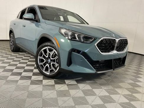 Certified 2025 BMW X2 xDrive28i AWD/4WD image 38