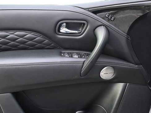 Used 2024 INFINITI QX80 Luxe image 23