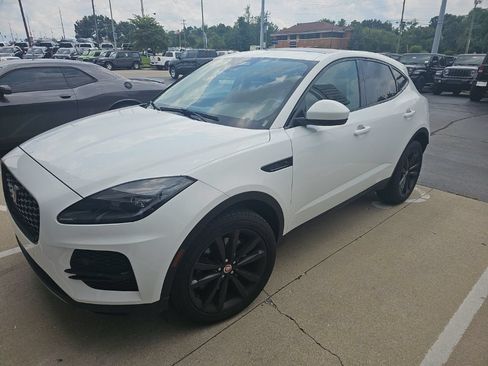 Used 2022 Jaguar E-PACE SE AWD/4WD image 2