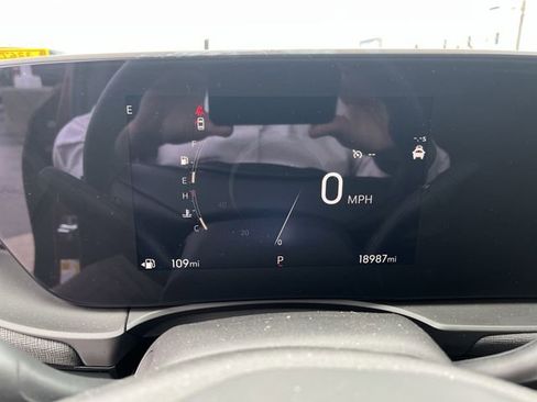 Certified 2024 Buick Envista Sport Touring image 12