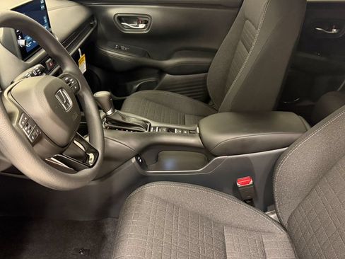 New 2026 Honda HR-V LX image 17