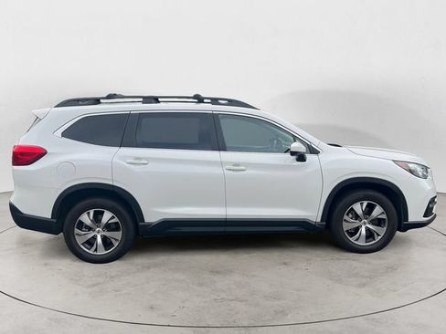 Used 2021 Subaru Ascent Premium w/ Convenience Package AWD/4WD image 4