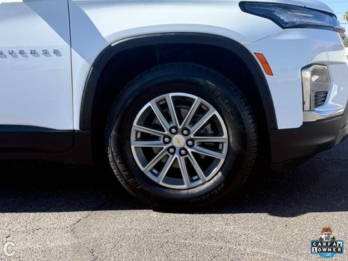 Used 2023 Chevrolet Traverse LT w/ LPO, Cargo Package FWD image 8