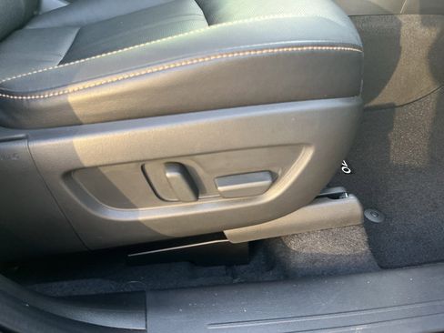 Certified 2025 MAZDA CX-70 3.3 Turbo w/ Preferred Package image 35