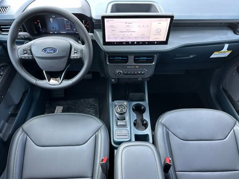 New 2025 Ford Maverick Lobo image 12