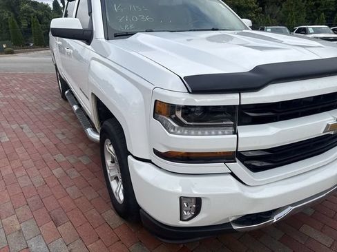 Used 2017 Chevrolet Silverado 1500 LT w/ All Star Edition AWD/4WD image 20