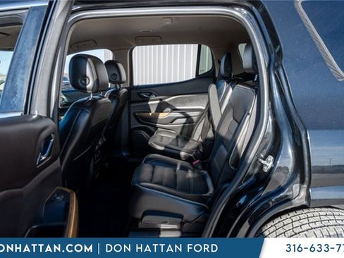 Used 2019 GMC Acadia Denali image 21