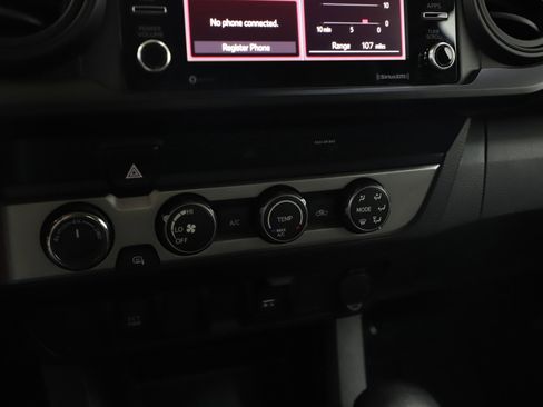 Used 2020 Toyota Tacoma SR w/ SR Convenience Package image 19