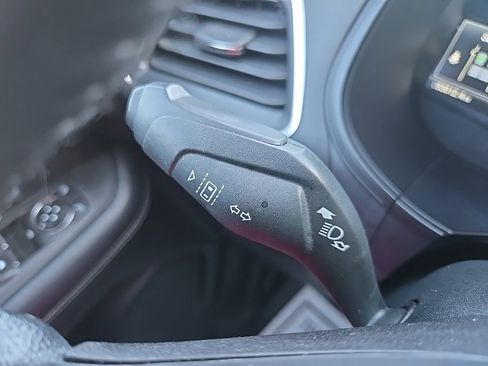 Used 2022 Ford Edge Titanium w/ Equipment Group 301A image 44