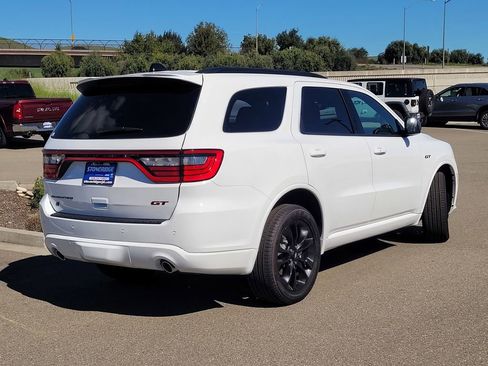 New 2026 Dodge Durango GT image 3