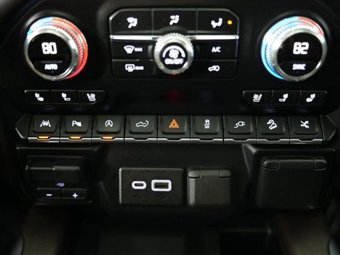 Used 2019 GMC Sierra 1500 Denali w/ Denali Ultimate Package image 26