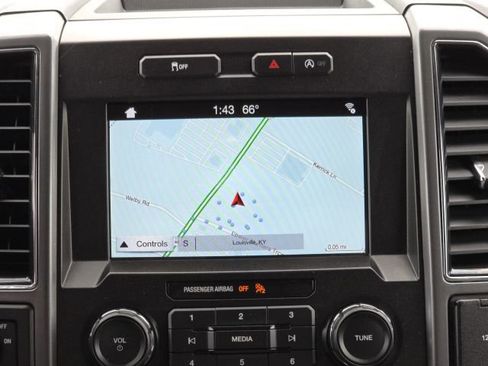 Used 2018 Ford F150 XLT w/ Equipment Group 302A Luxury image 13