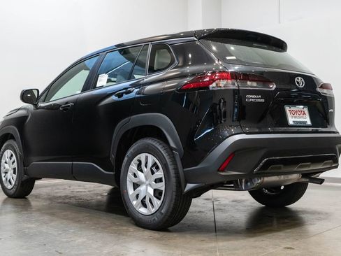 New 2026 Toyota Corolla Cross L AWD/4WD image 7