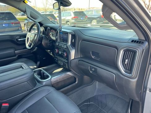 Used 2022 Chevrolet Silverado 1500 LTZ w/ Safety Package II AWD/4WD image 27