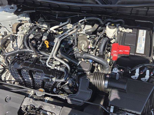 Used 2024 Nissan Altima 2.5 SV FWD image 20