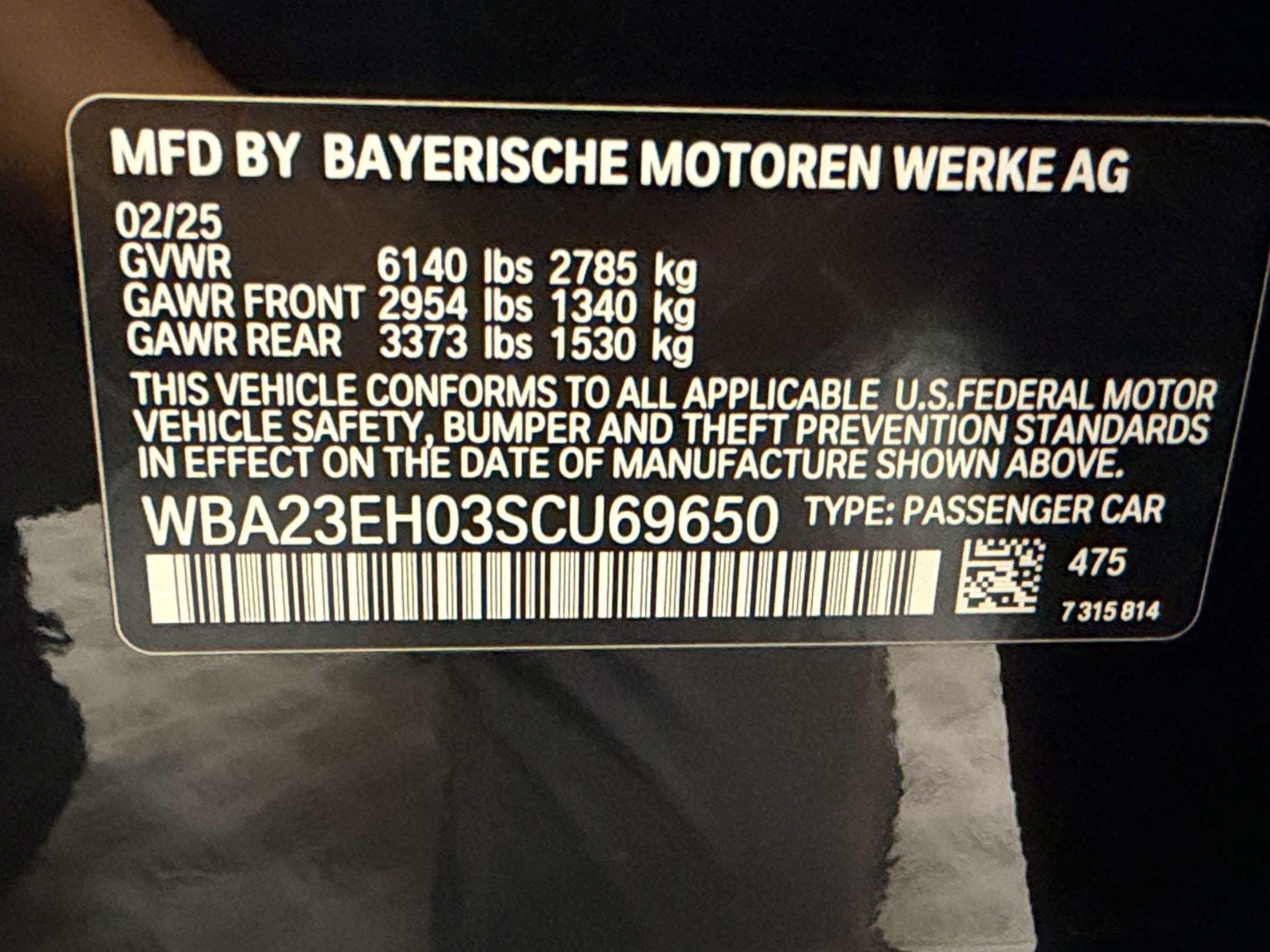 Certified 2025 BMW 740i w/ Premium Package RWD image 25