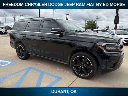 Used 2022 Ford Expedition Limited RWD image 3