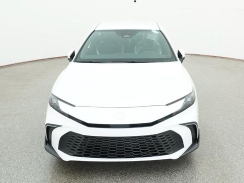 New 2026 Toyota Camry SE FWD image 15