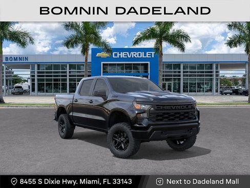 New 2026 Chevrolet Silverado 1500 Custom Trail Boss w/ Midnight Edition image 2