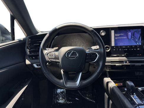 Used 2024 Lexus RX 350 FWD w/ Technology Package image 12