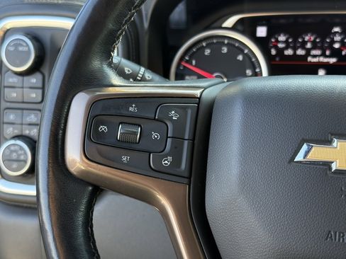 Used 2020 Chevrolet Silverado 1500 High Country w/ Technology Package image 15