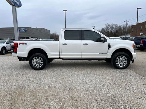 Used 2019 Ford F350 Limited image 9