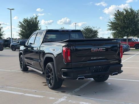Used 2021 GMC Sierra 1500 Denali w/ Denali Ultimate Package AWD/4WD image 7
