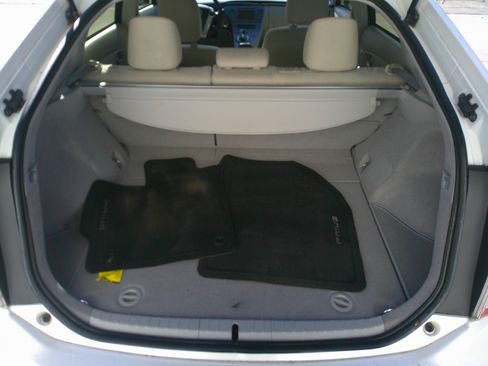 Used 2015 Toyota Prius Two image 46