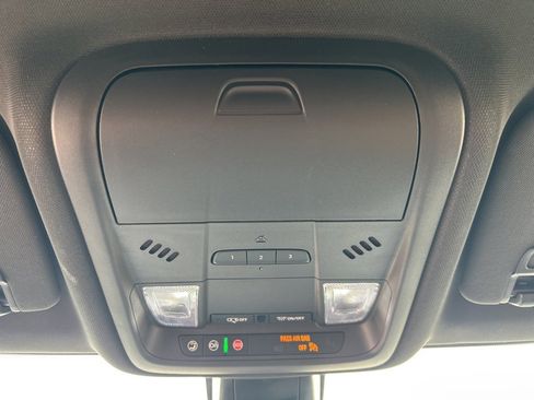 Certified 2023 Chevrolet Blazer Premier image 29