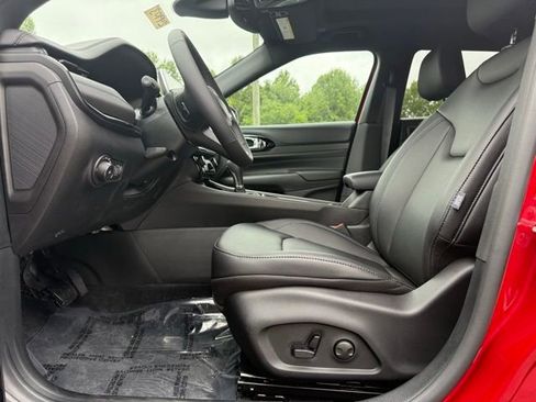 New 2025 Jeep Compass Limited w/ Sun & Sound Group image 2