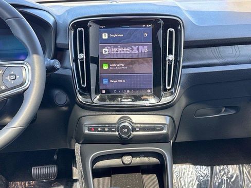 Certified 2024 Volvo XC40 Recharge Plus image 14