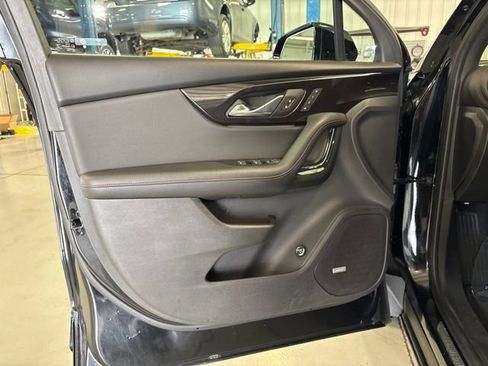 Used 2019 Chevrolet Blazer RS AWD/4WD image 16