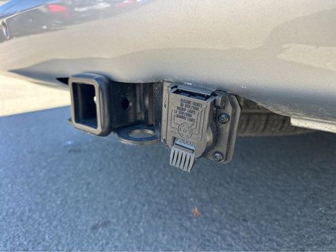 Used 2016 Mercedes-Benz Metris Passenger image 34