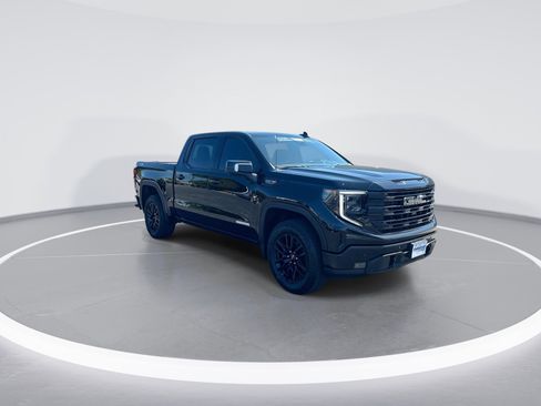 Certified 2024 GMC Sierra 1500 Elevation w/ Preferred Package AWD/4WD image 2