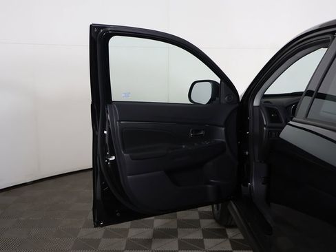 New 2026 Mitsubishi Outlander Sport ES AWD/4WD image 15