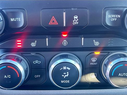 Used 2023 RAM 2500 Big Horn w/ Level 2 Equipment Group image 19