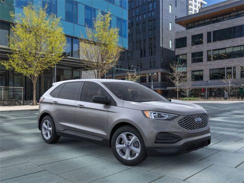 New 2024 Ford Edge SE image 7