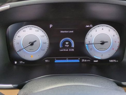 Used 2023 Hyundai Santa Fe Calligraphy image 27