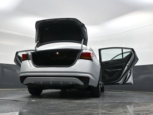 Used 2024 Nissan Altima 2.5 SV image 38