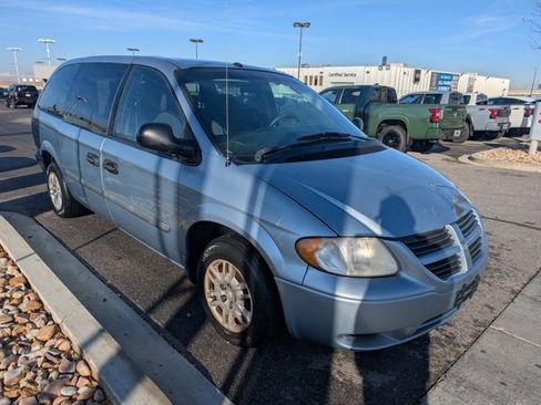 Used 2006 Dodge Grand Caravan SE w/ Popular Equipment Group I image 3
