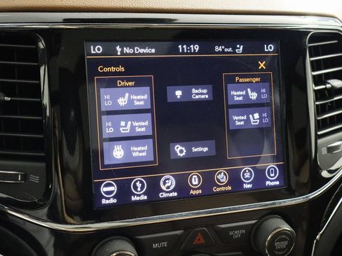 Used 2019 Jeep Grand Cherokee Summit w/ Platinum Series Group AWD/4WD image 36