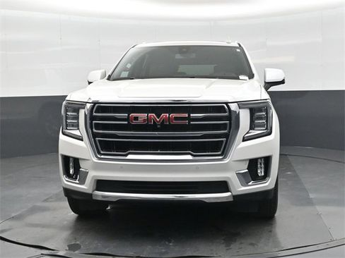 Used 2022 GMC Yukon SLT w/ SLT Luxury Package image 8