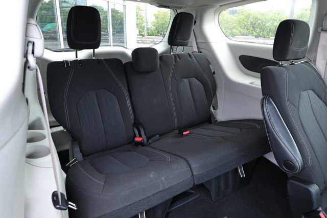 Used 2023 Chrysler Voyager LX FWD image 30