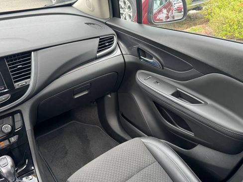 Used 2022 Buick Encore Preferred w/ Safety Package AWD/4WD image 15