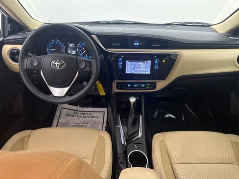 Used 2017 Toyota Corolla LE FWD image 36