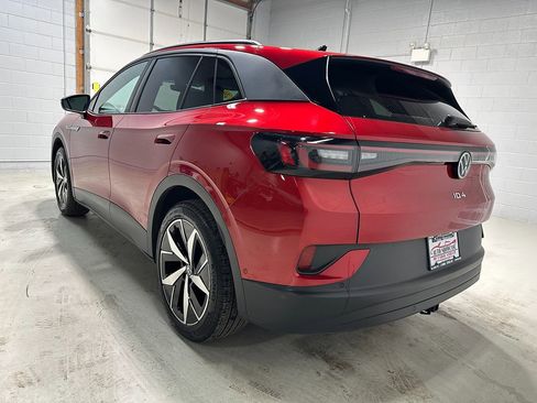 Used 2023 Volkswagen ID.4 Pro S image 21